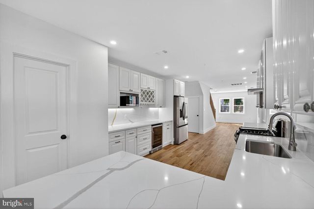 1516 EVARTS ST NE, Washington, DC 20018