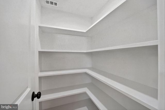 1516 EVARTS ST NE, Washington, DC 20018