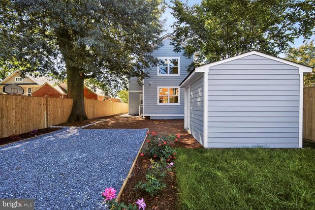 1516 EVARTS ST NE, Washington, DC 20018