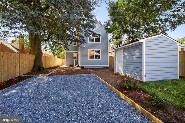 1516 EVARTS ST NE, Washington, DC 20018