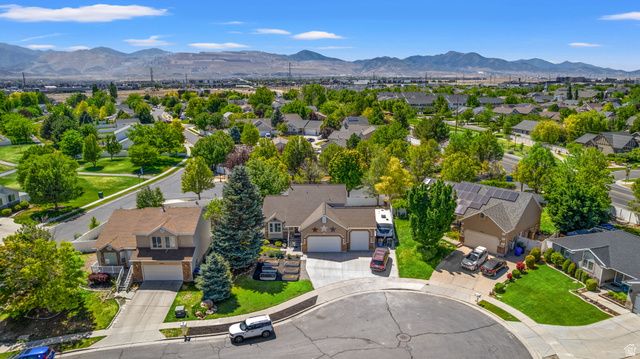 11834 S CARBIDE CT, Herriman, UT 84096