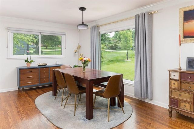 30 NE Normandy Lane, Kansas City, MO 64116