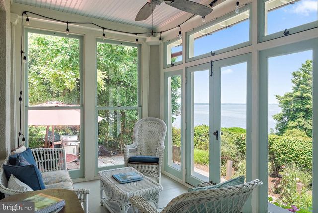 2 RIVER DR, Annapolis, MD 21403