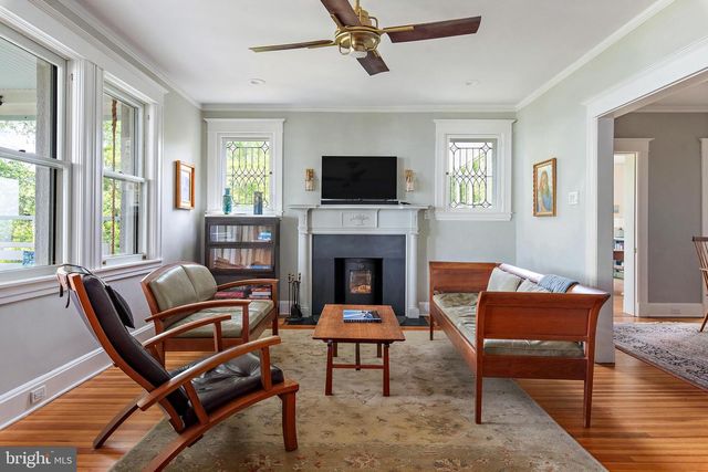 2 RIVER DR, Annapolis, MD 21403