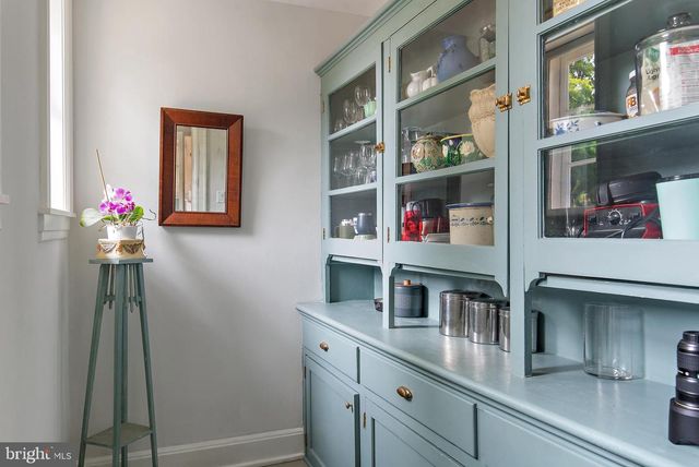 2 RIVER DR, Annapolis, MD 21403