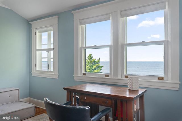 2 RIVER DR, Annapolis, MD 21403