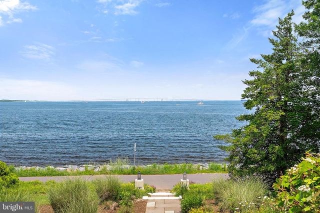 2 RIVER DR, Annapolis, MD 21403