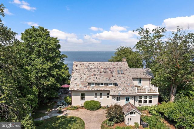 2 RIVER DR, Annapolis, MD 21403