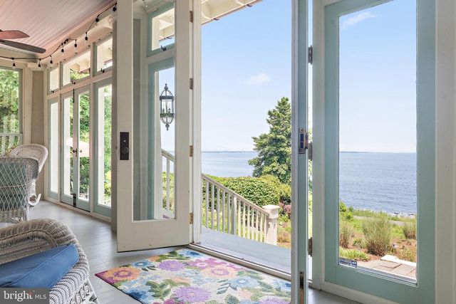 2 RIVER DR, Annapolis, MD 21403