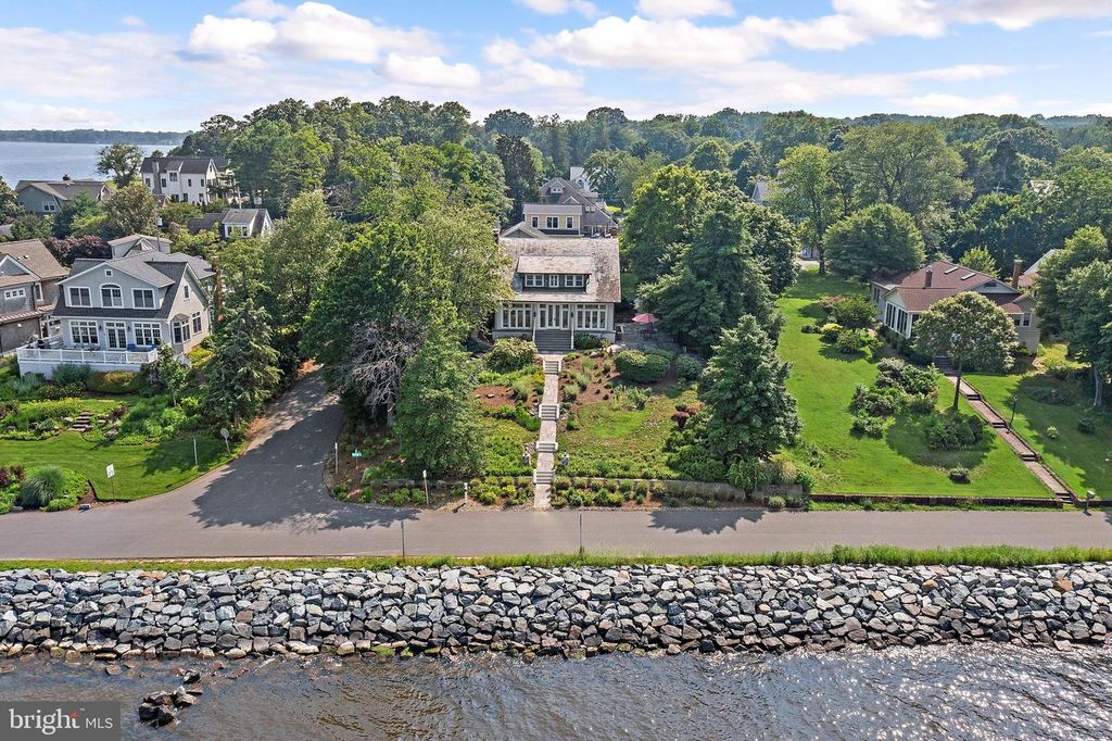 2 RIVER DR, Annapolis, MD 21403