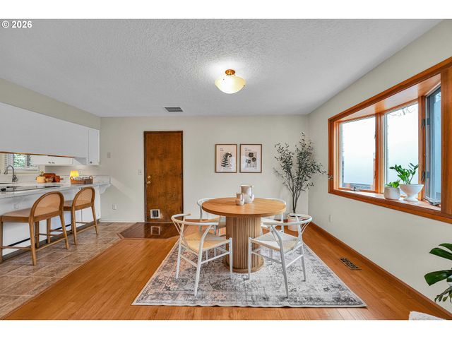 4404 Ne 129TH Pl, Portland, OR 97230