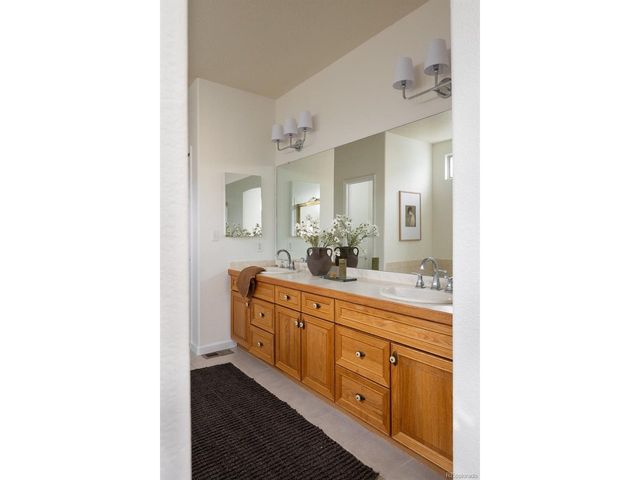 13571 W 61st Ln, Arvada, CO 80004