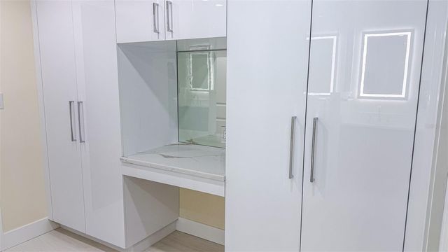 1 BEACH DRIVE SE 2512, St Petersburg, FL 33701