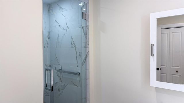 1 BEACH DRIVE SE 2512, St Petersburg, FL 33701