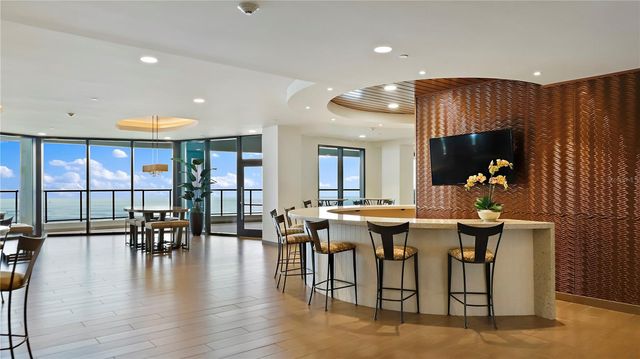 1 BEACH DRIVE SE 2512, St Petersburg, FL 33701