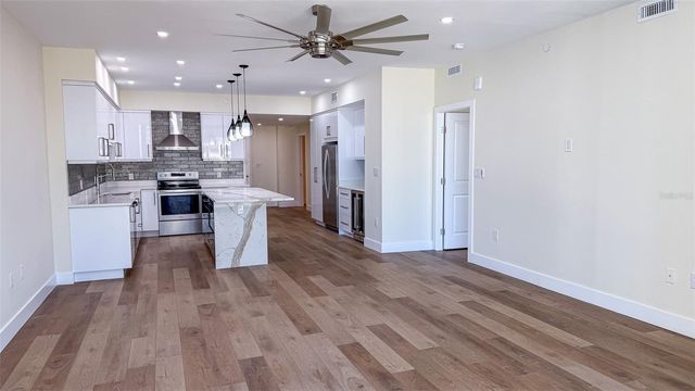 1 BEACH DRIVE SE 2512, St Petersburg, FL 33701