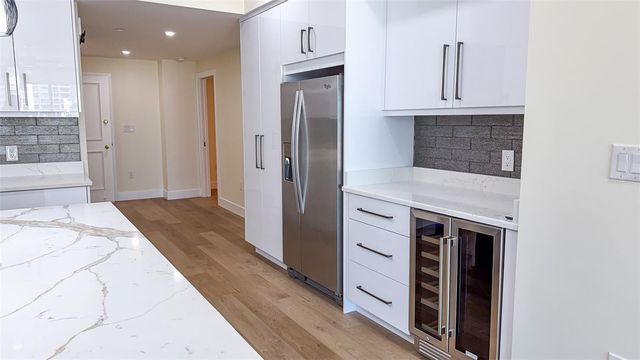 1 BEACH DRIVE SE 2512, St Petersburg, FL 33701