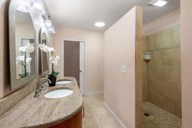 495 Grafton St, Shrewsbury, MA 01545