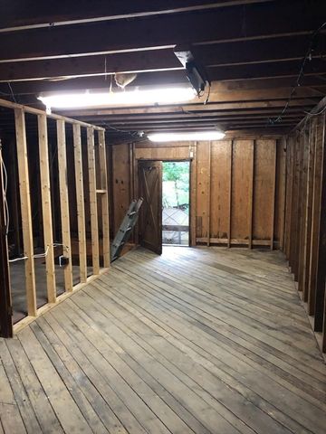 495 Grafton St, Shrewsbury, MA 01545