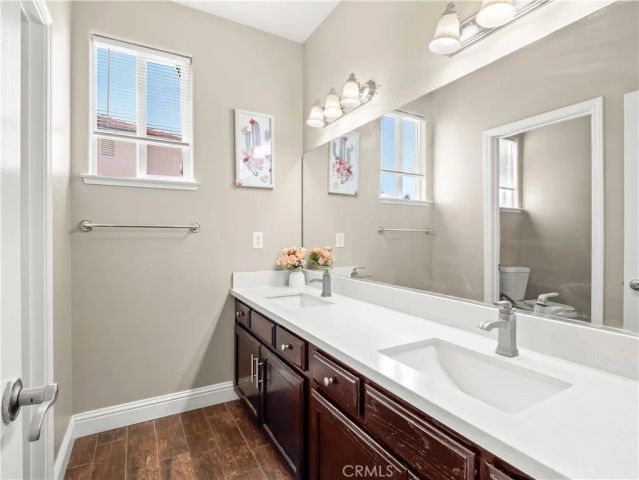 2686 Robinwood, Clovis, CA 93611