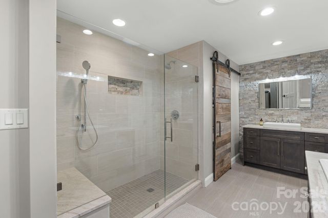 3302 Timber Trail, Asheville, NC 28804