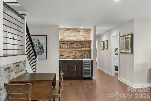 3302 Timber Trail, Asheville, NC 28804