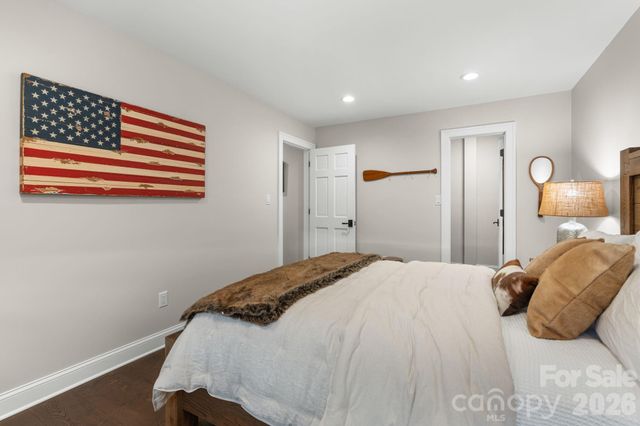 3302 Timber Trail, Asheville, NC 28804