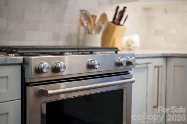 3302 Timber Trail, Asheville, NC 28804