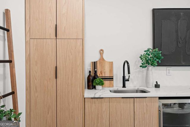 1161 Penny Lane, Atlanta, GA 30329