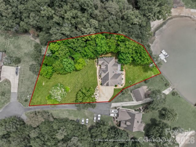 1850 Poinciana Drive, York, SC 29745
