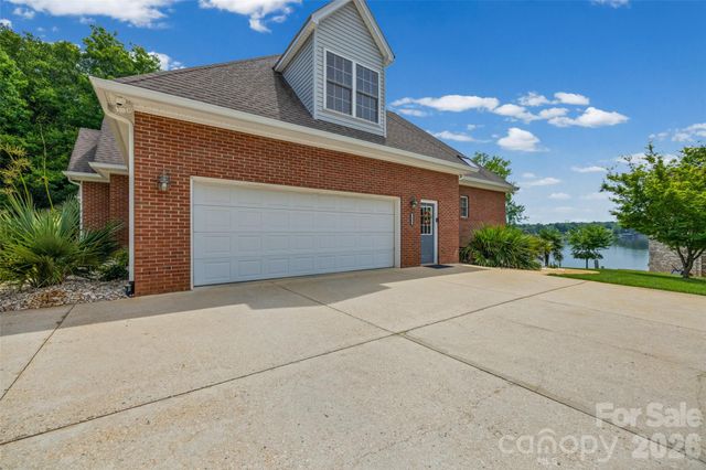 1850 Poinciana Drive, York, SC 29745