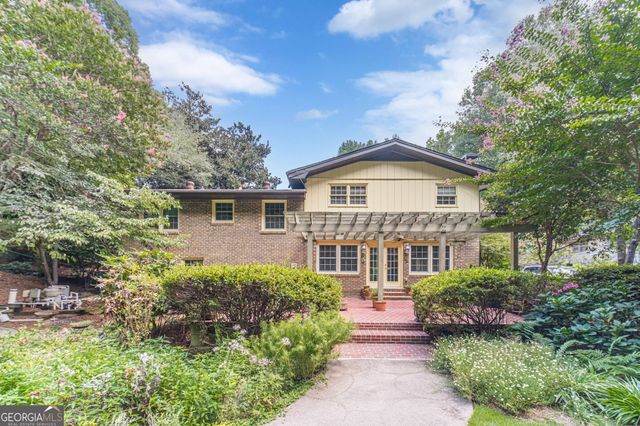 2788 Ridge Park Drive, Tucker, GA 30084