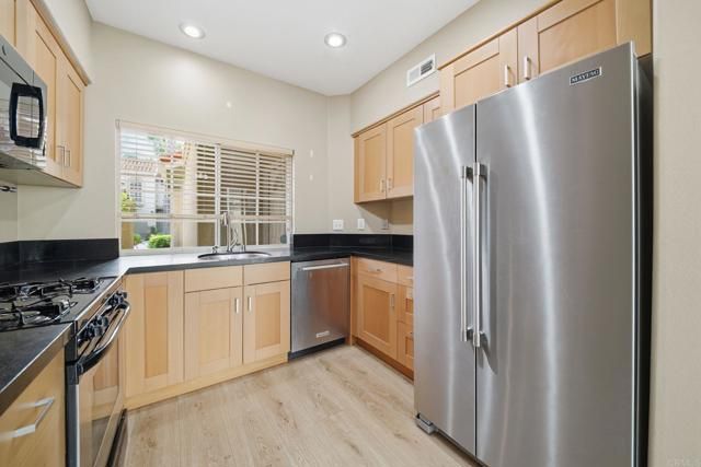 10974 Creekbridge Place, San Diego, CA 92128