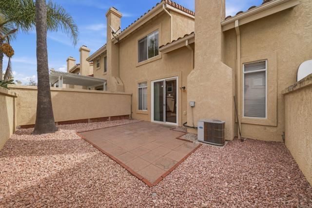 10974 Creekbridge Place, San Diego, CA 92128