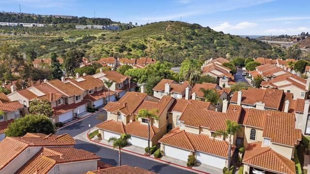 10974 Creekbridge Place, San Diego, CA 92128