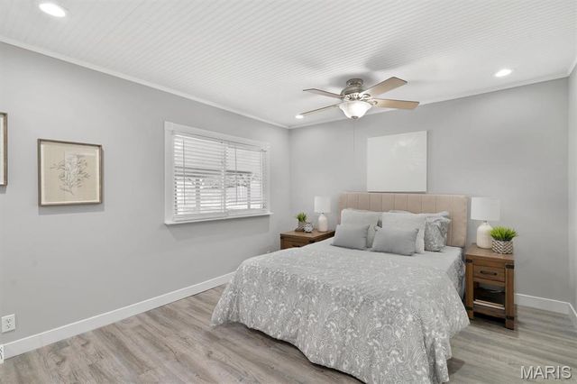 5463 Tedmar, St Louis, MO 63139
