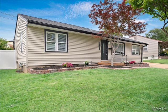 5463 Tedmar, St Louis, MO 63139