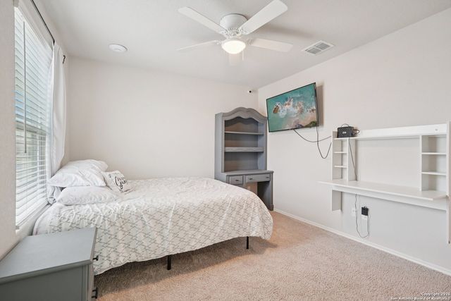 13030 Heathers Reef, St Hedwig, TX 78152