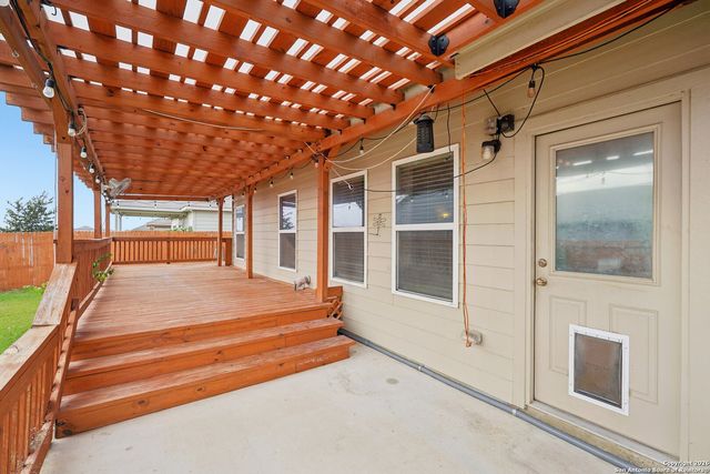 13030 Heathers Reef, St Hedwig, TX 78152