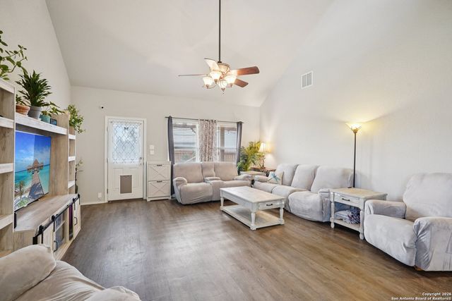 13030 Heathers Reef, St Hedwig, TX 78152