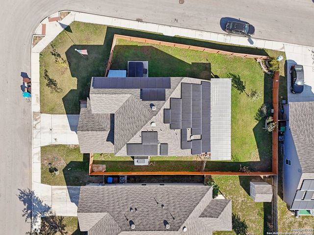 13030 Heathers Reef, St Hedwig, TX 78152