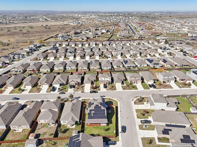 13030 Heathers Reef, St Hedwig, TX 78152