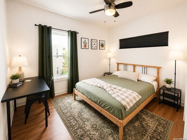 704 N CHERRY ST, San Antonio, TX 78202
