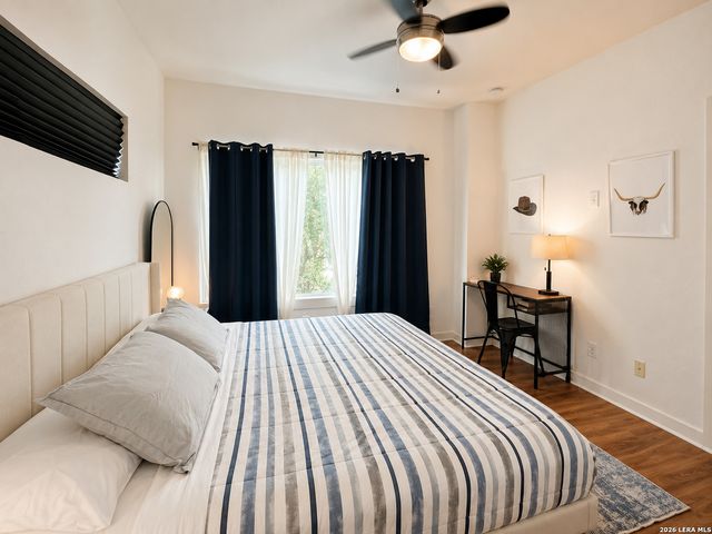 704 N CHERRY ST, San Antonio, TX 78202