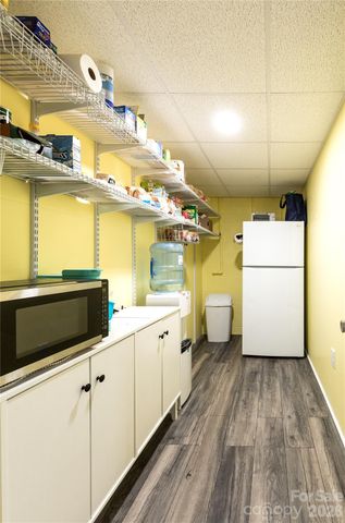 286 Valley Road, Hickory, NC 28601