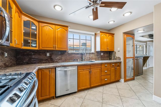 326 Krueger Lane, Bullhead City, AZ 86429