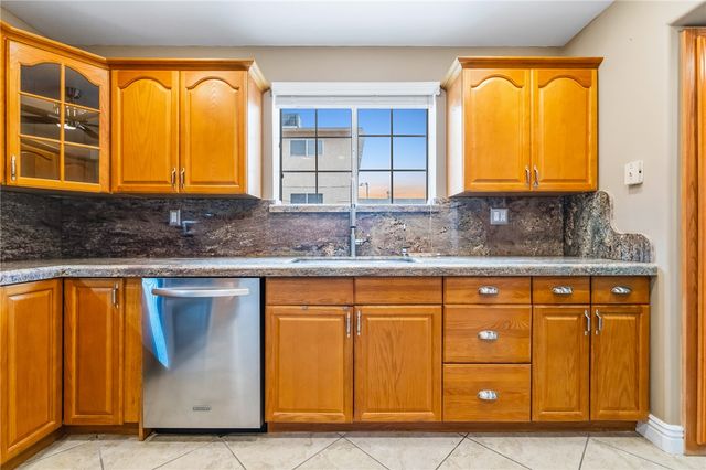 326 Krueger Lane, Bullhead City, AZ 86429