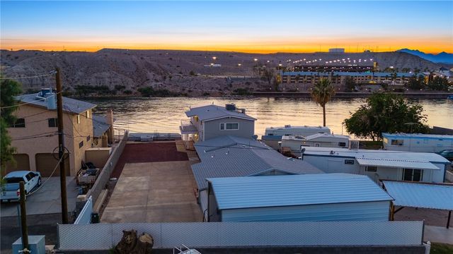 326 Krueger Lane, Bullhead City, AZ 86429