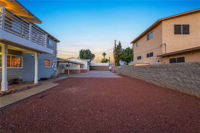 326 Krueger Lane, Bullhead City, AZ 86429