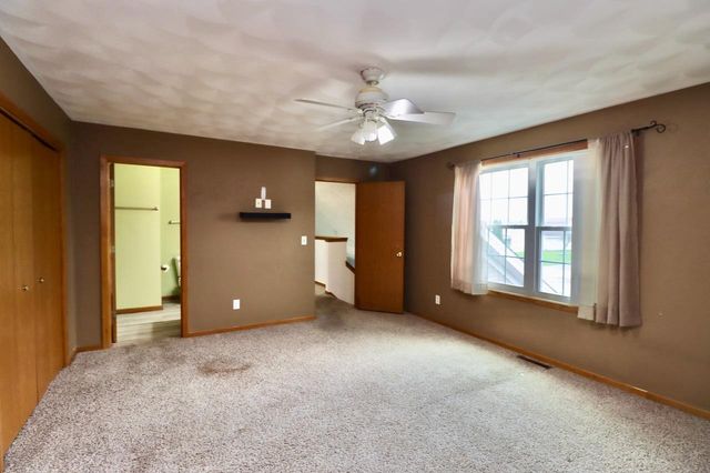 2413 Turnberry Drive, Beloit, WI 53511